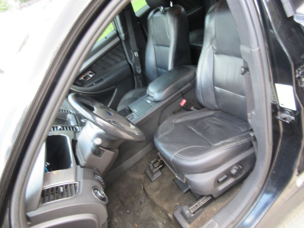 2013 Ford Taurus Image 10