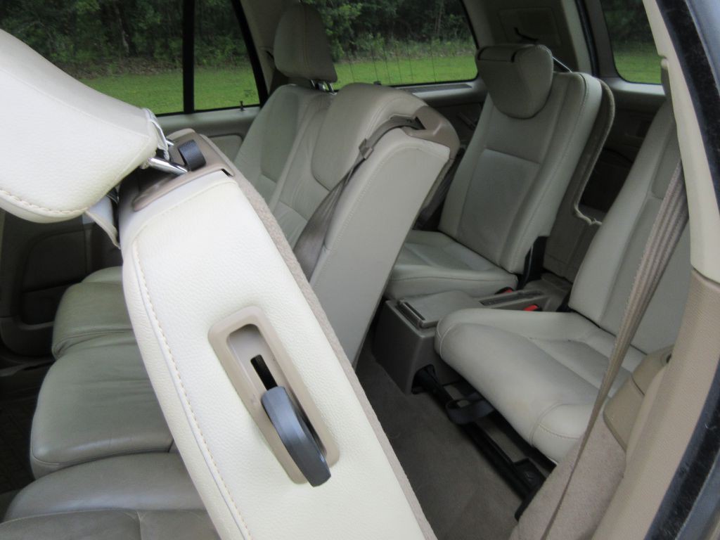 2012 Volvo XC90 Image 11