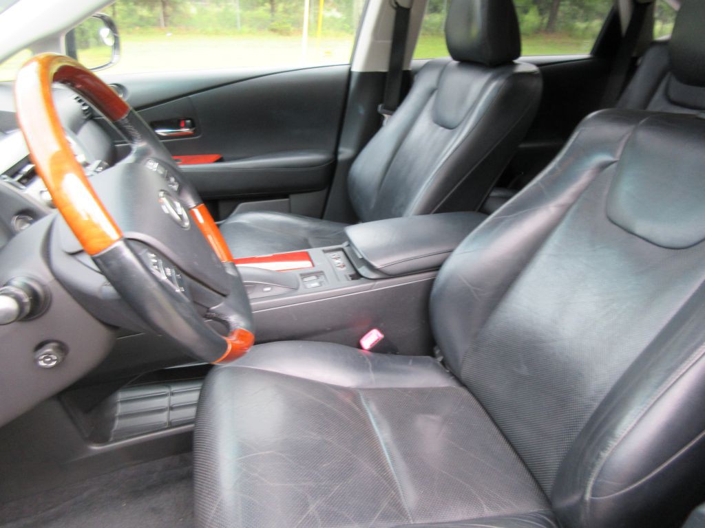 2010 Lexus RX Image 9