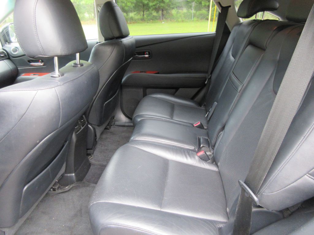 2010 Lexus RX Image 11