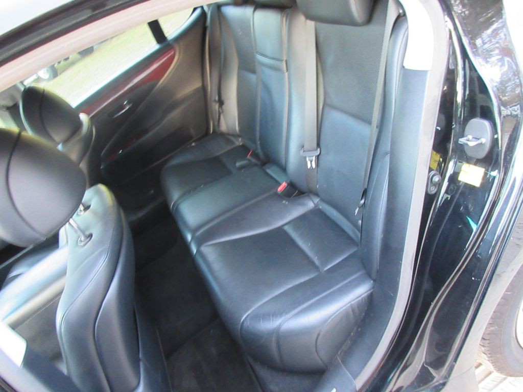 2007 Lexus LS Image 11