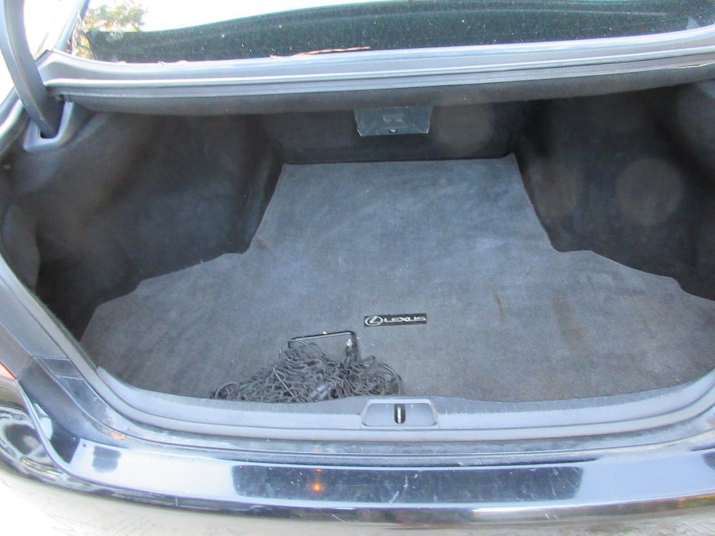 2007 Lexus LS Image 12