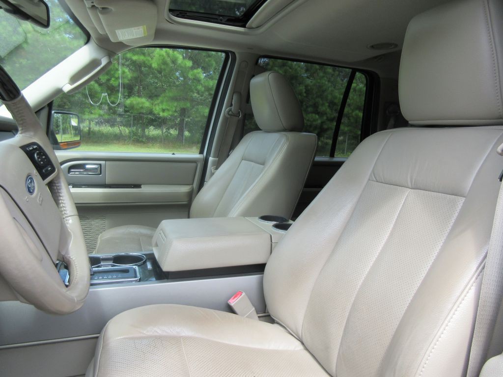 2012 Ford Expedition Image 10