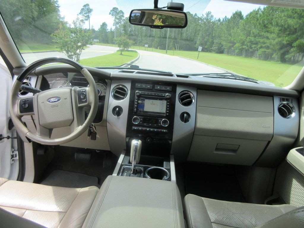 2012 Ford Expedition Image 14