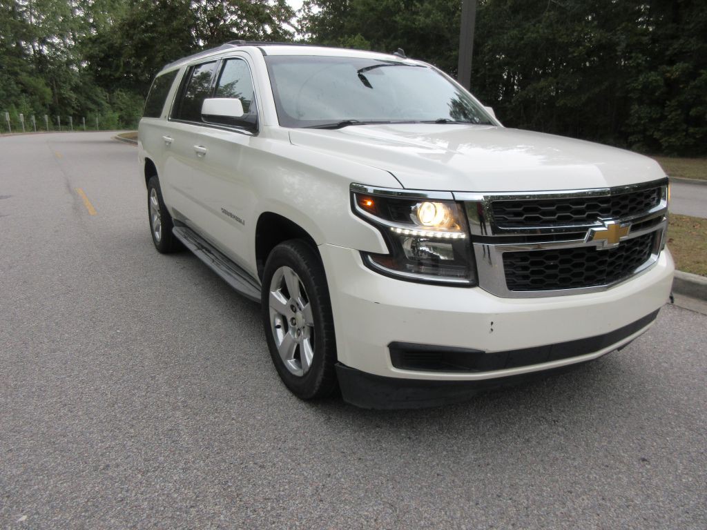 2015 Chevrolet Suburban Image 4