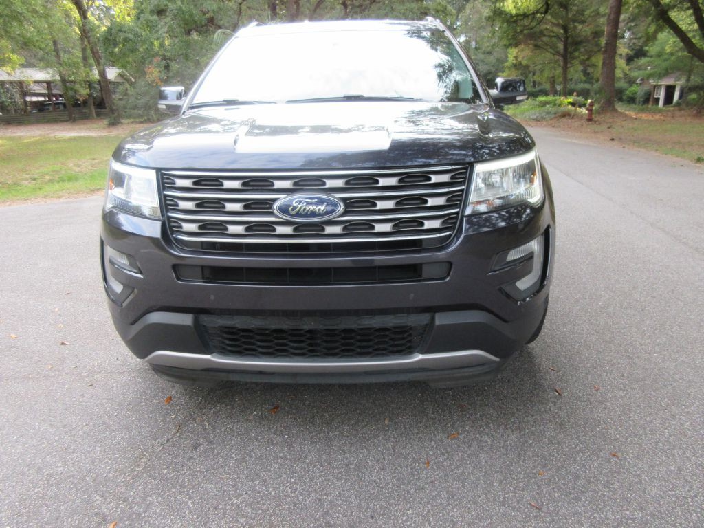 2017 Ford Explorer Image 3