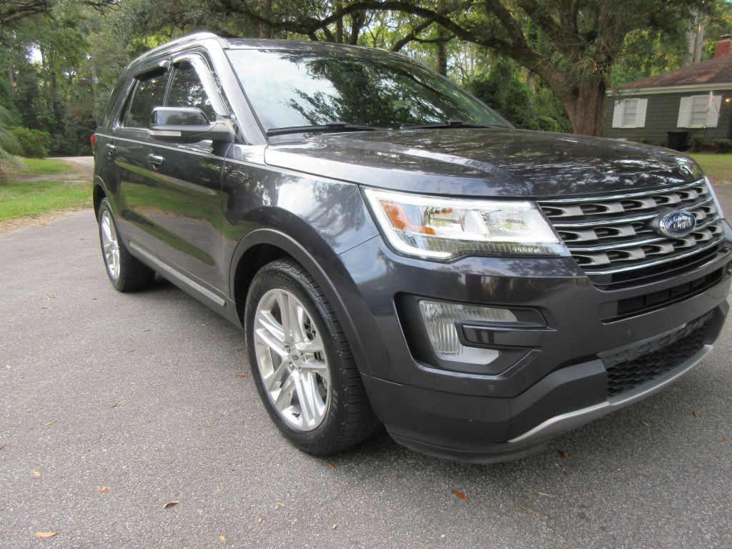 2017 Ford Explorer Image 4