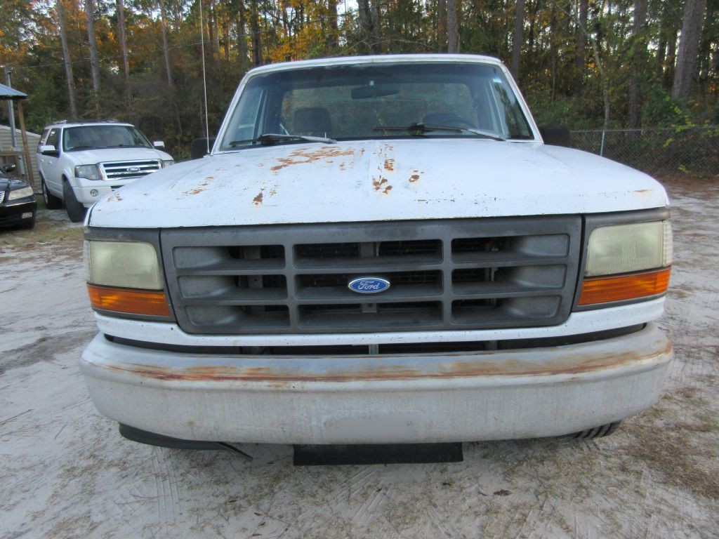 1994 Ford F-150 Image 2