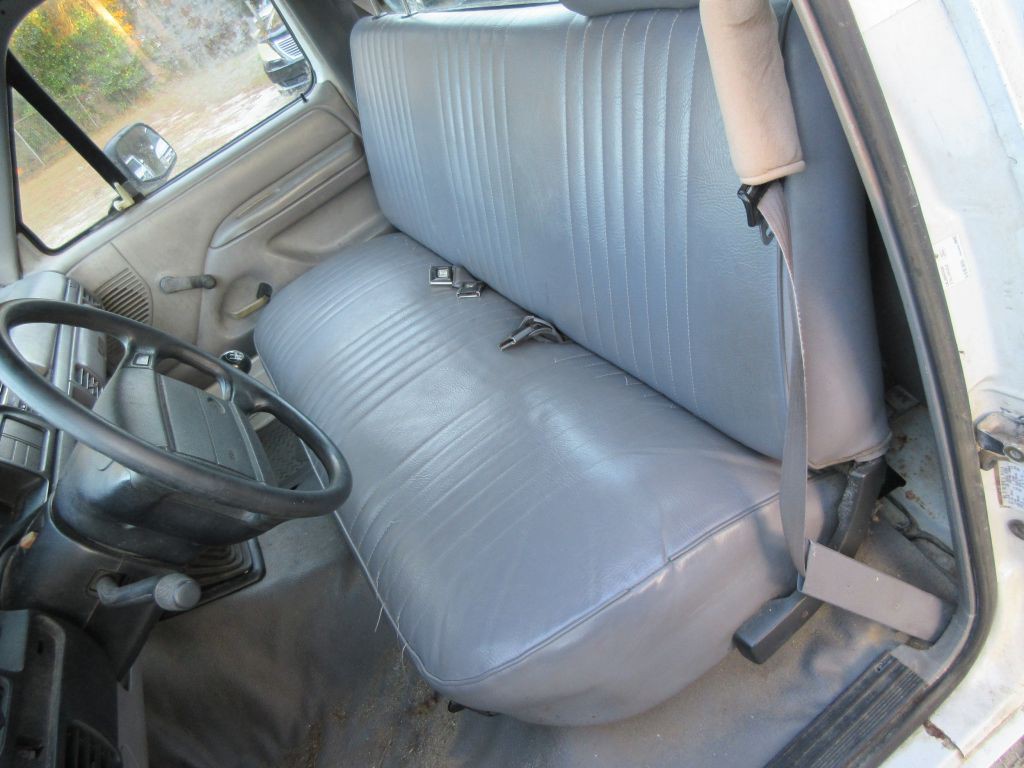 1994 Ford F-150 Image 11