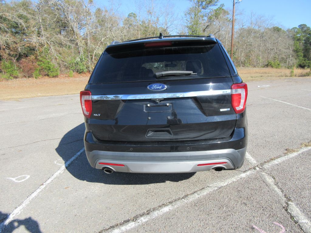 2016 Ford Explorer Image 6