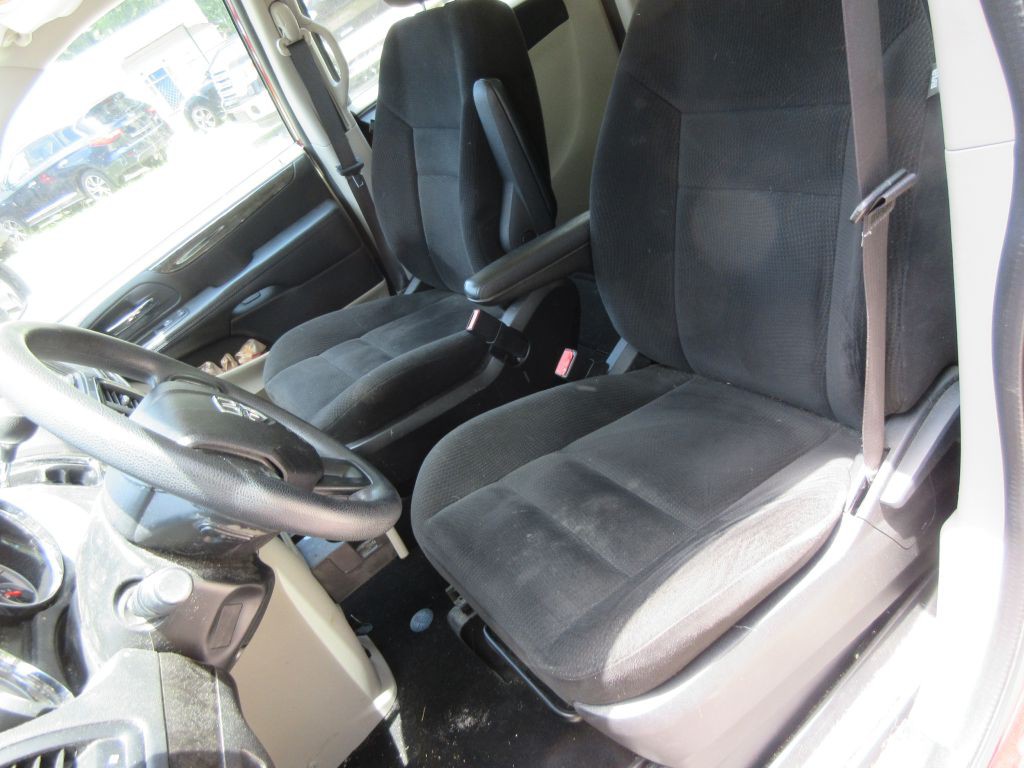 2015 Dodge Grand Caravan Image 10