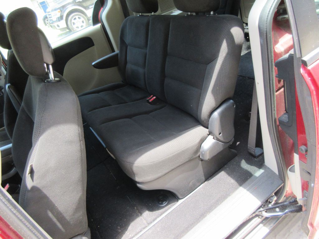 2015 Dodge Grand Caravan Image 11