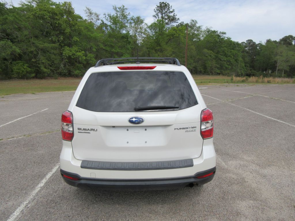2014 Subaru Forester Image 6