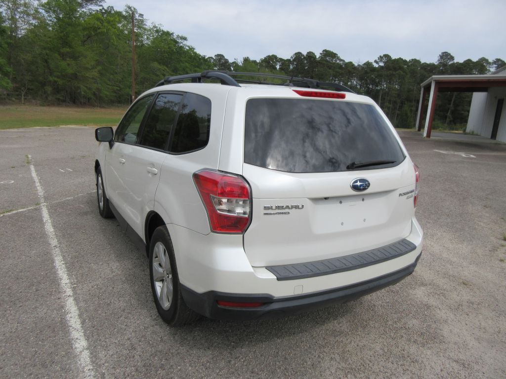 2014 Subaru Forester Image 7