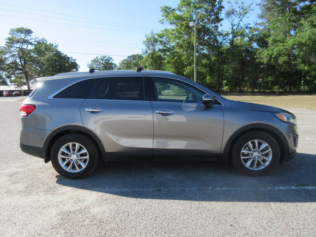 2016 Kia Sorento Image 4