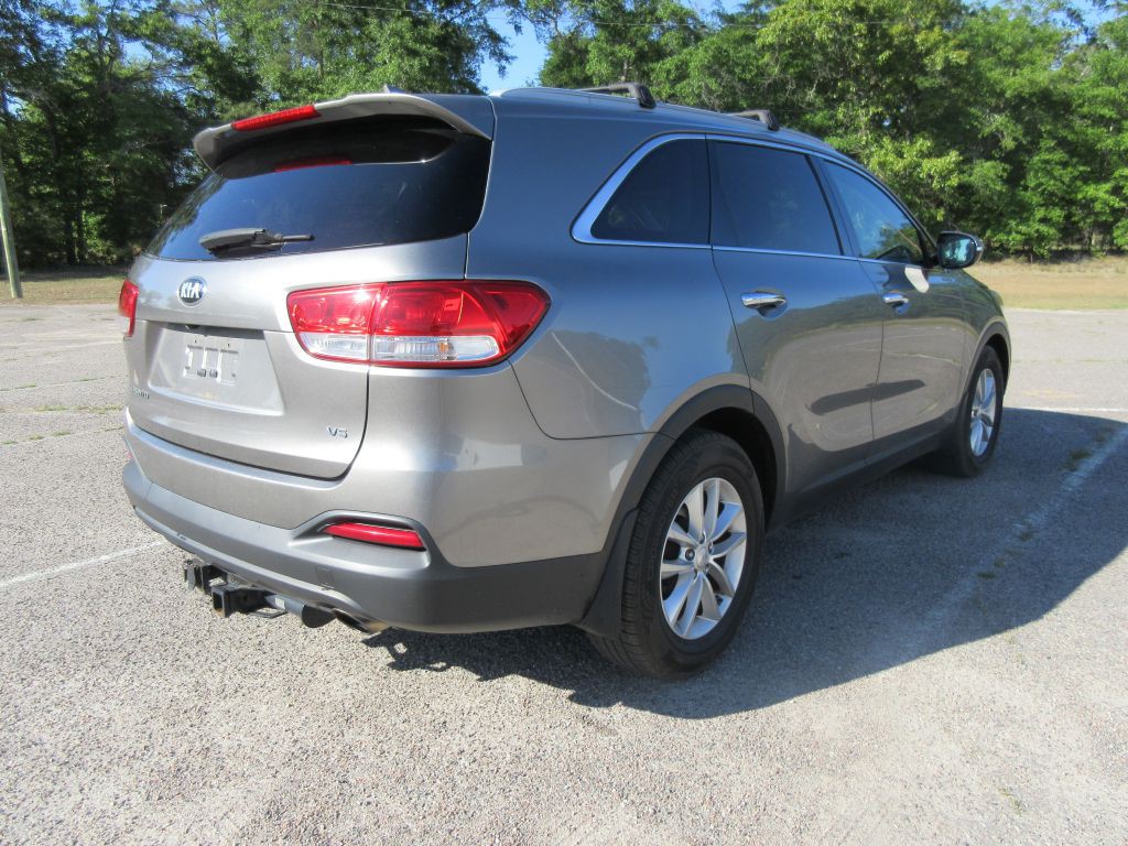 2016 Kia Sorento Image 5