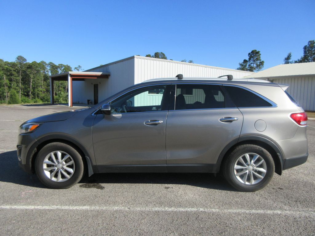 2016 Kia Sorento Image 8