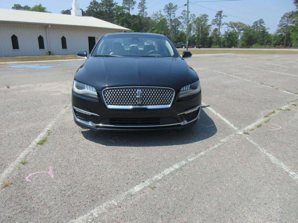 2017 Lincoln MKZ Image 2