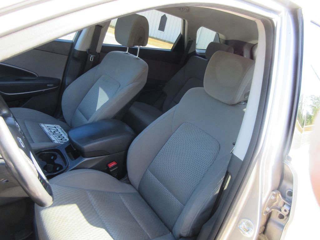 2014 Hyundai Santa Fe Image 9