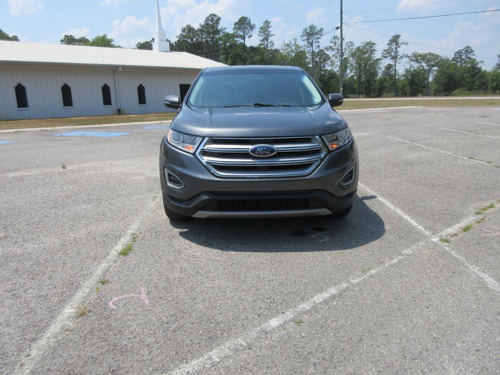 2017 Ford Edge Image 2