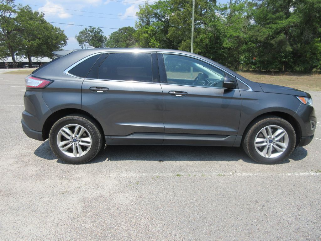 2017 Ford Edge Image 4
