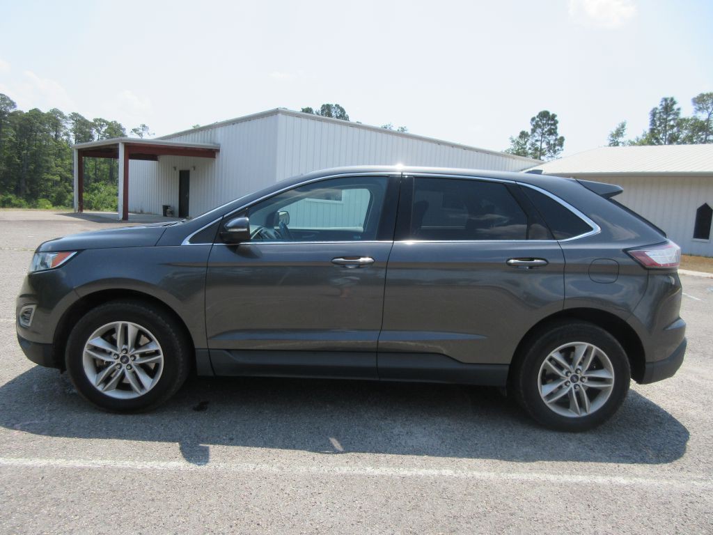 2017 Ford Edge Image 8