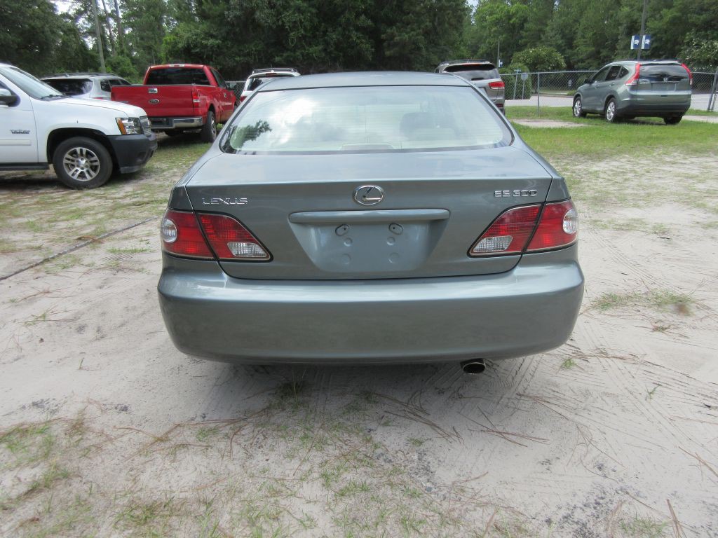 2002 Lexus ES Image 6