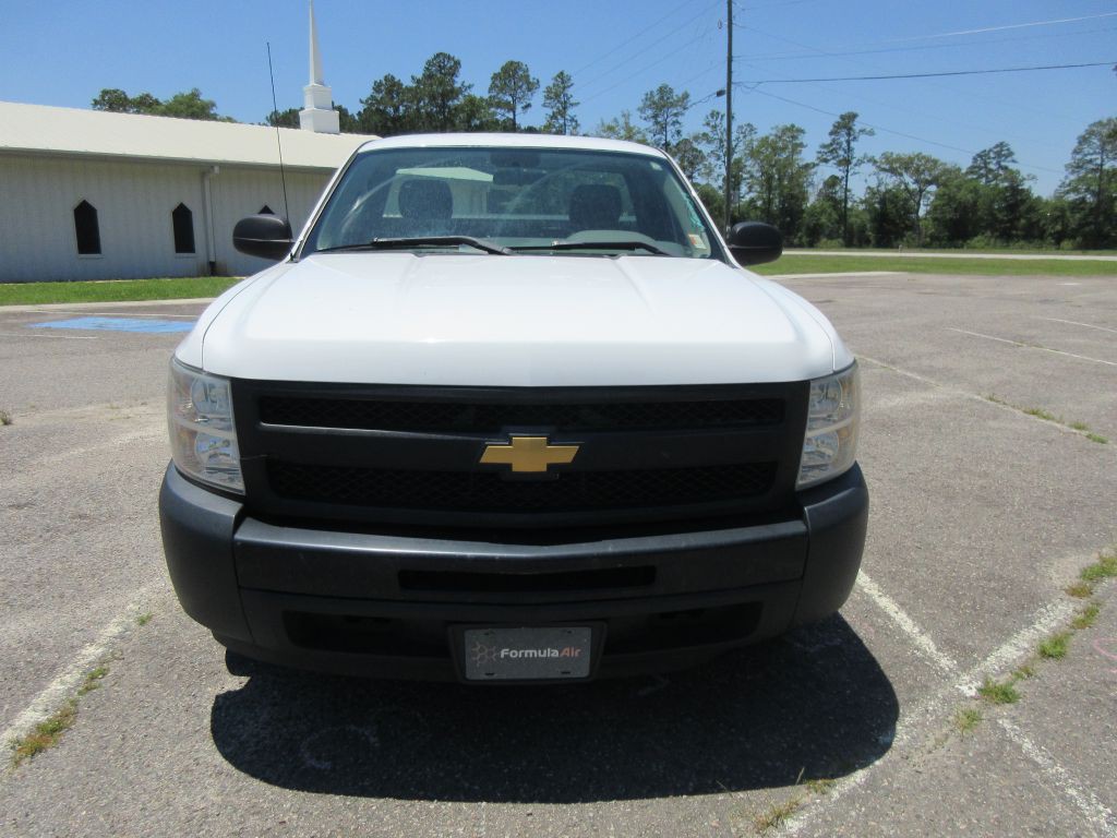 2013 Chevrolet Silverado 1500 Image 2