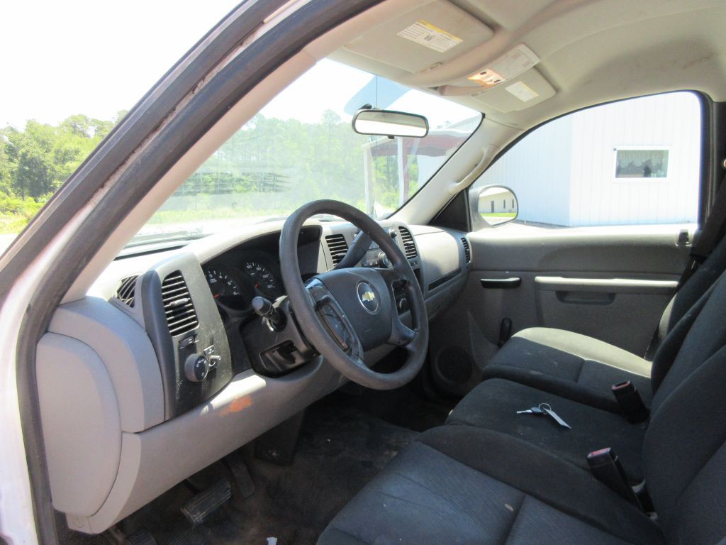 2013 Chevrolet Silverado 1500 Image 9