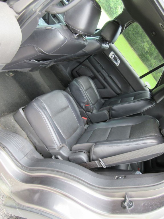2012 Ford Explorer Image 11