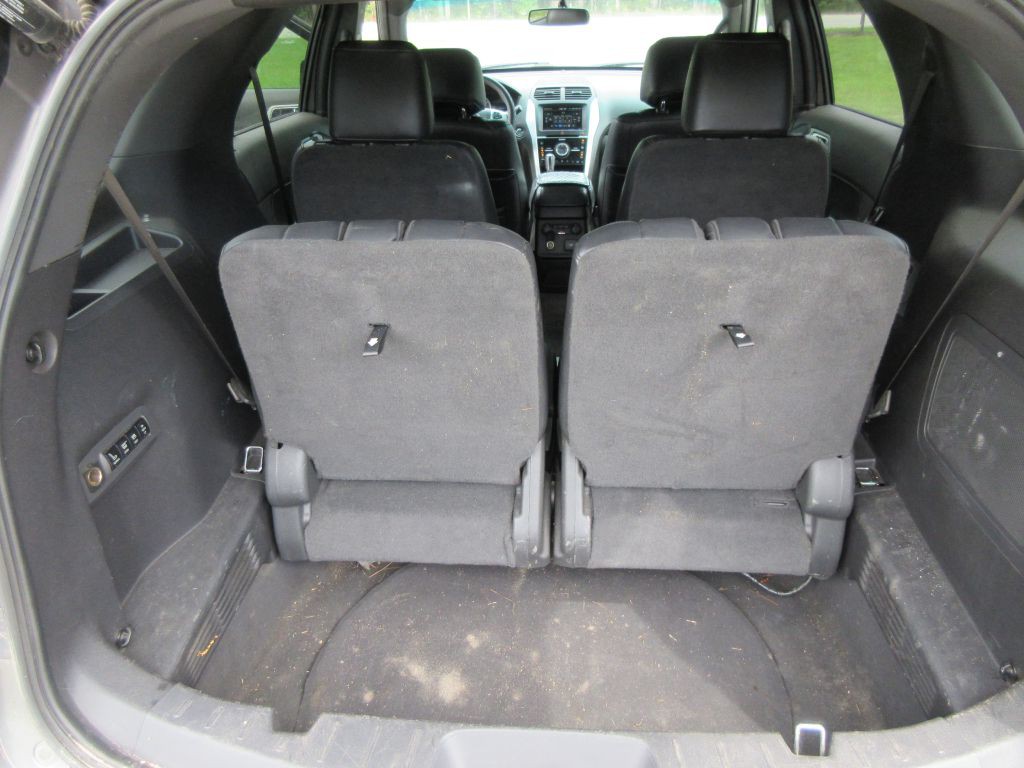 2012 Ford Explorer Image 13