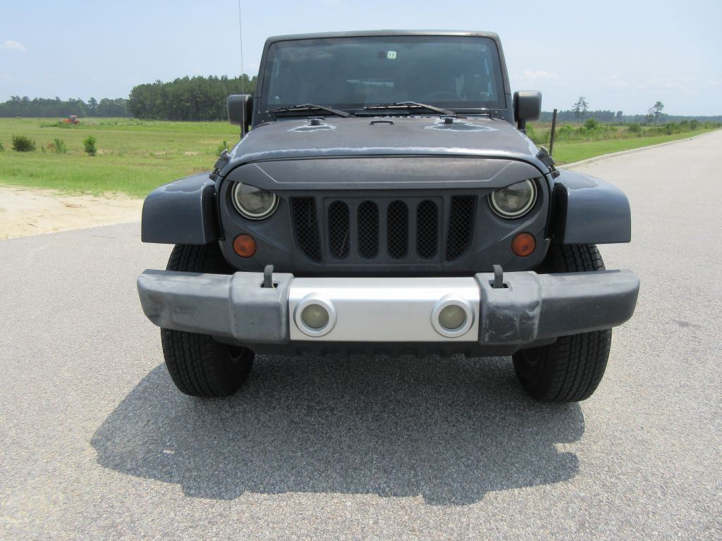 2008 Jeep Wrangler Unlimited Image 2