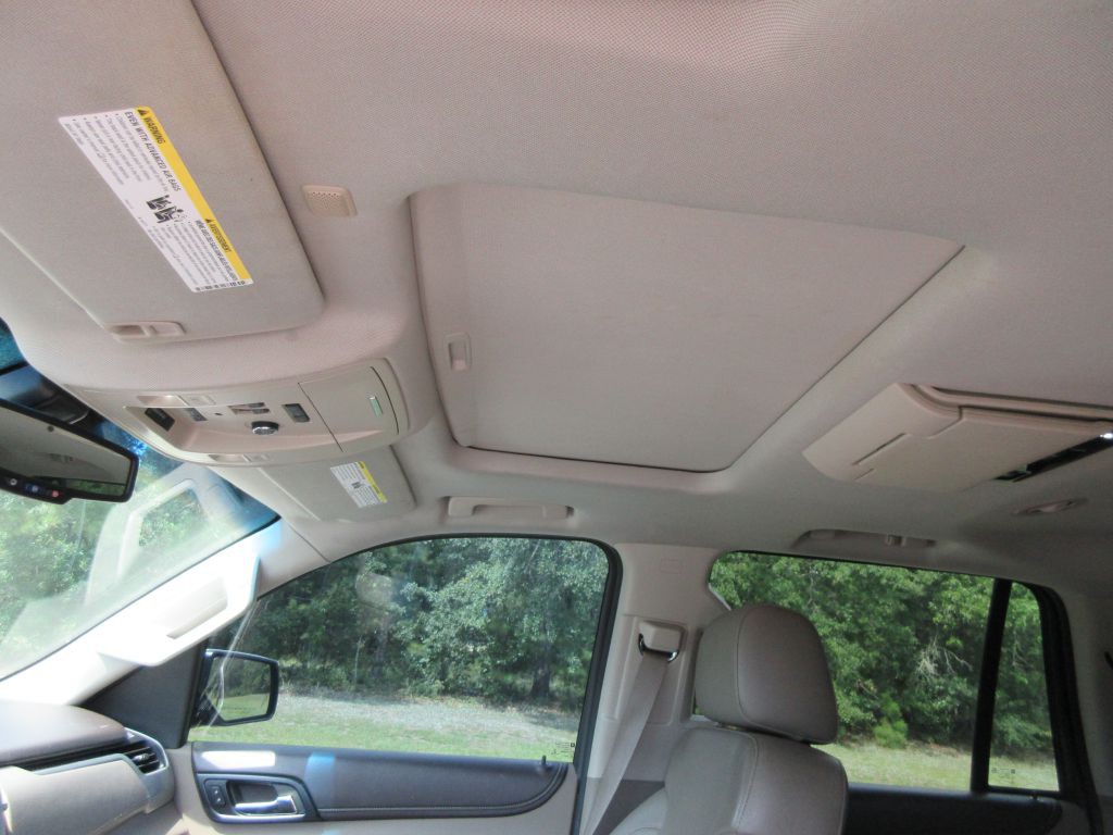 2015 GMC Yukon Image 16