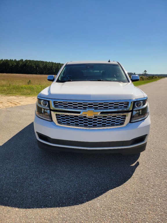 2015 Chevrolet Tahoe Image 2