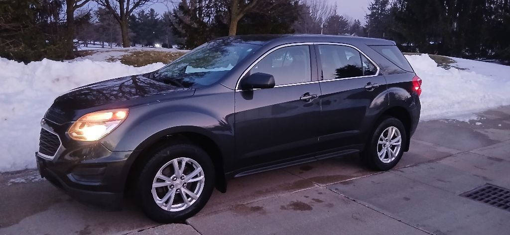 2017 Chevrolet Equinox Image 3