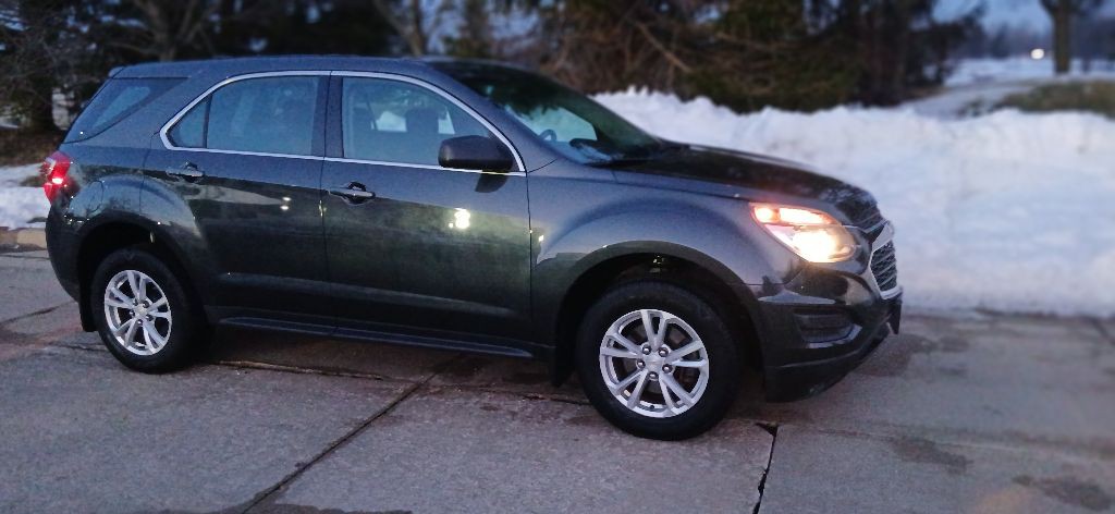 2017 Chevrolet Equinox Image 12