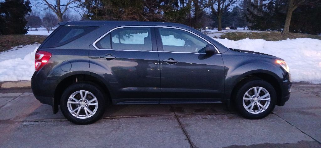 2017 Chevrolet Equinox Image 23