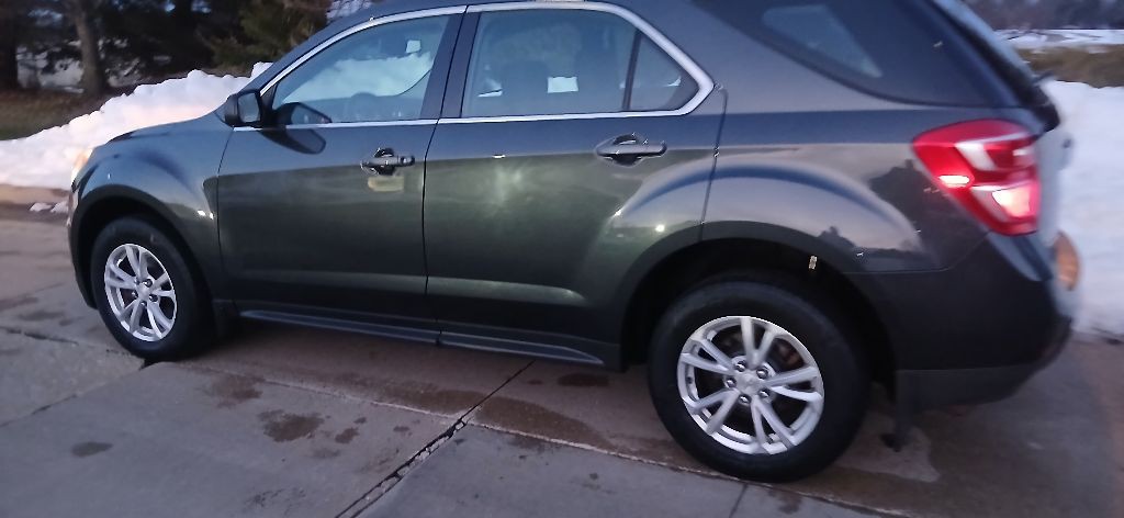 2017 Chevrolet Equinox Image 29