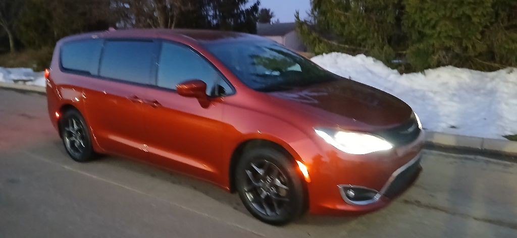 2018 Chrysler Pacifica Image 13