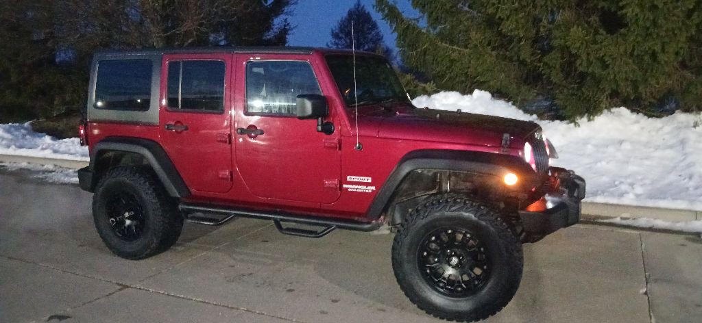 2012 Jeep Liberty Image 12