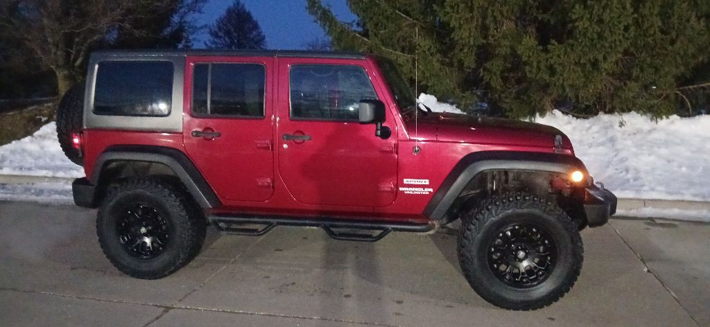 2012 Jeep Liberty Image 13