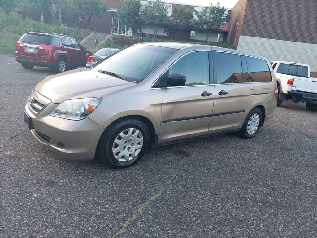 2005 Honda Odyssey Image 1