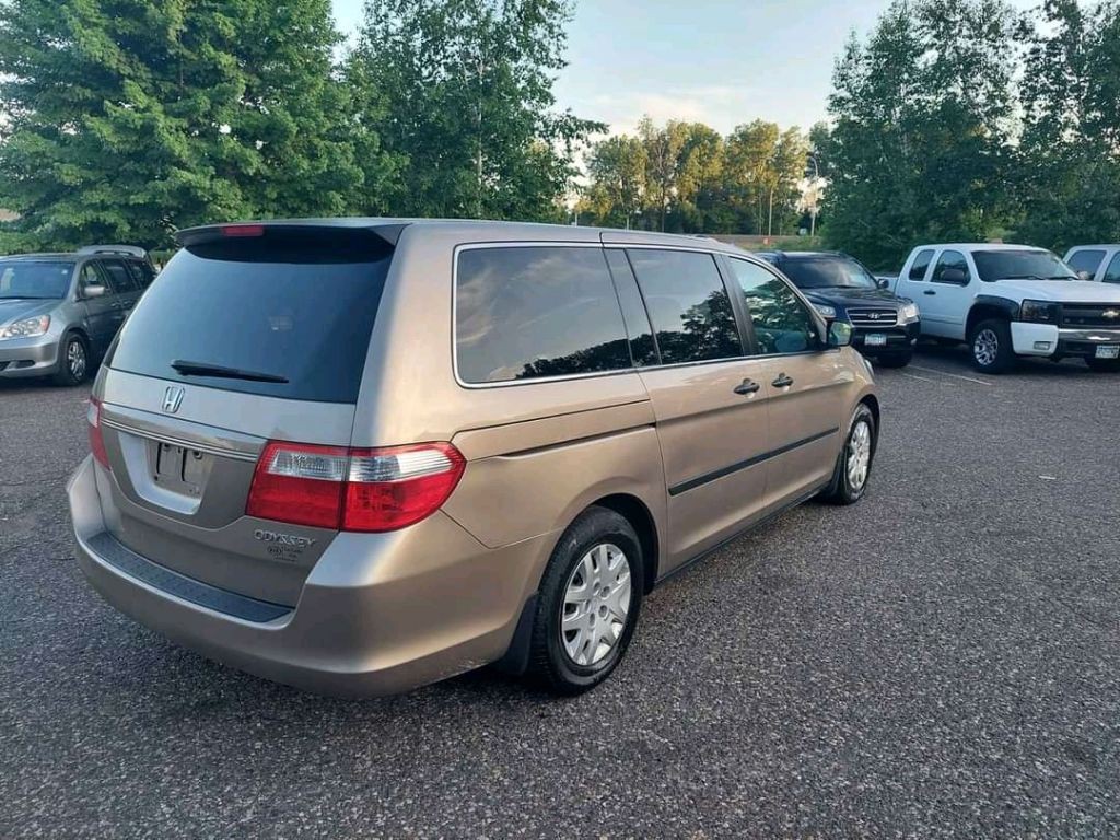 2005 Honda Odyssey Image 5