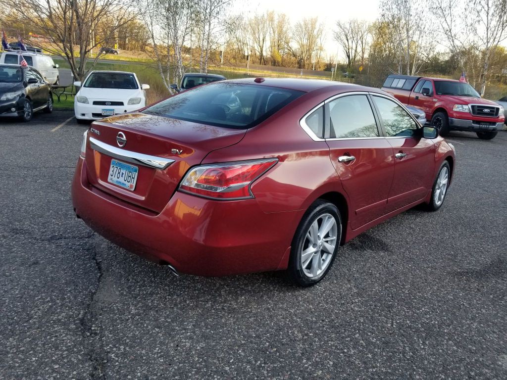 2015 Nissan Altima Image 17
