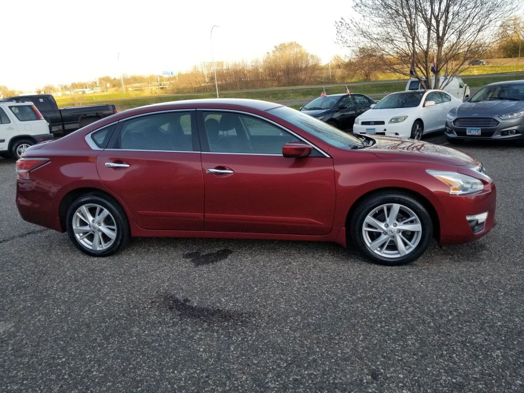 2015 Nissan Altima Image 19