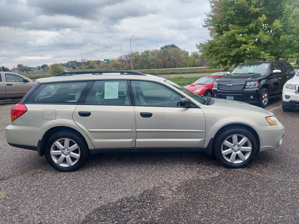 2006 Subaru Legacy Image 2