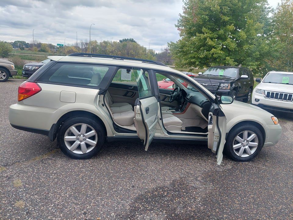 2006 Subaru Legacy Image 3
