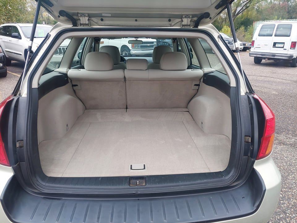 2006 Subaru Legacy Image 24