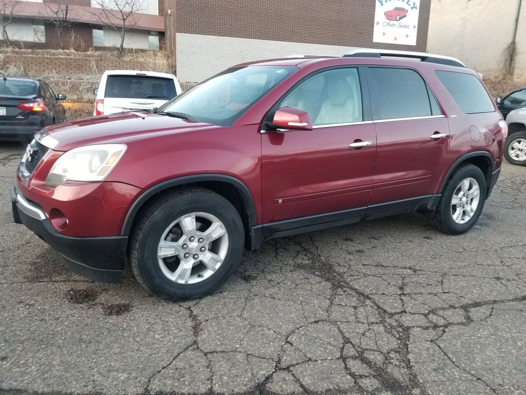 2009 GMC Acadia Image 3