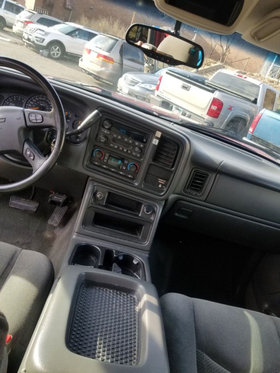 2004 Chevrolet Silverado 1500 Image 9